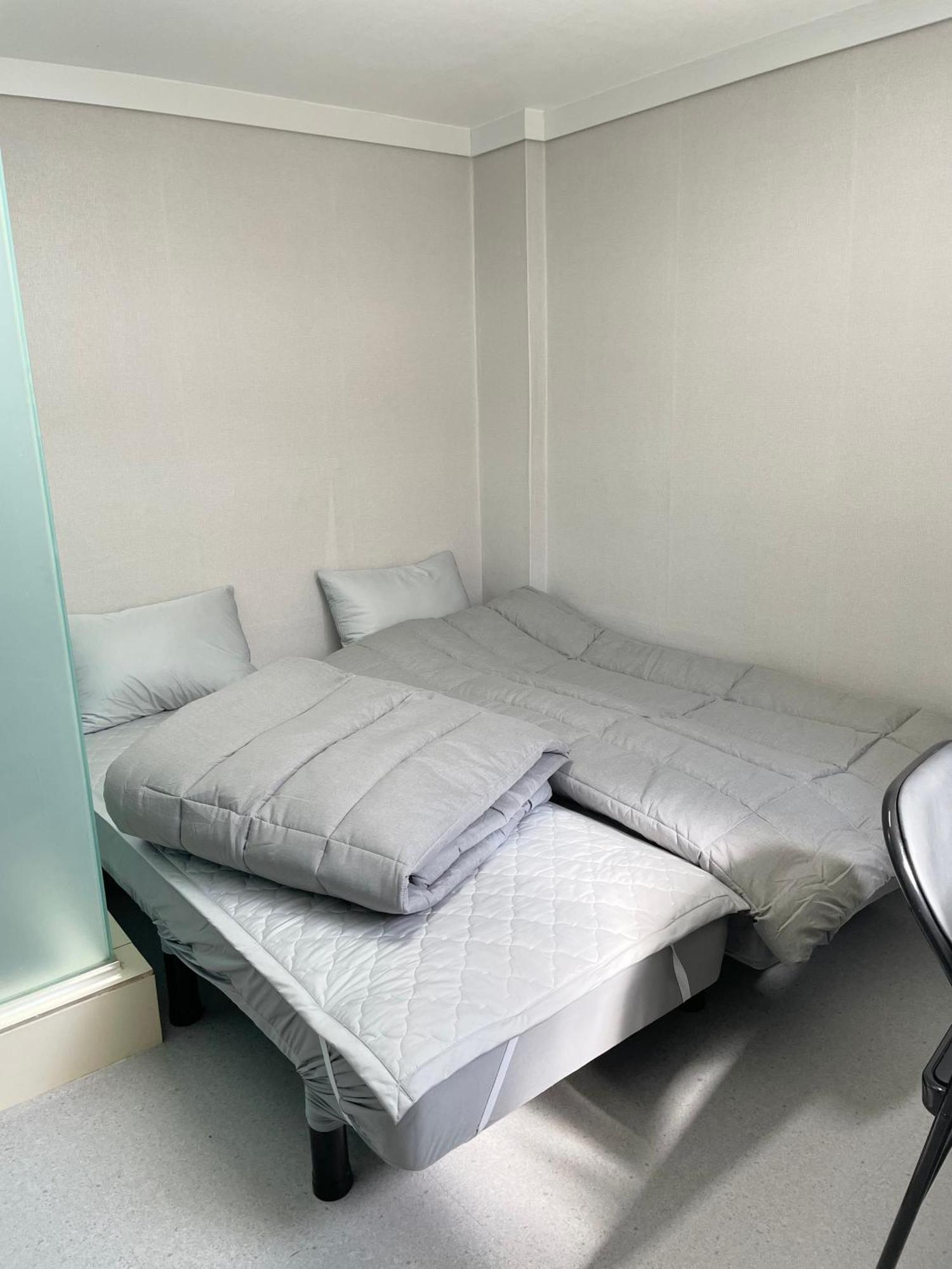 Female Only - Coco Stay Jongno Hyehwa Station Seúl Habitación foto